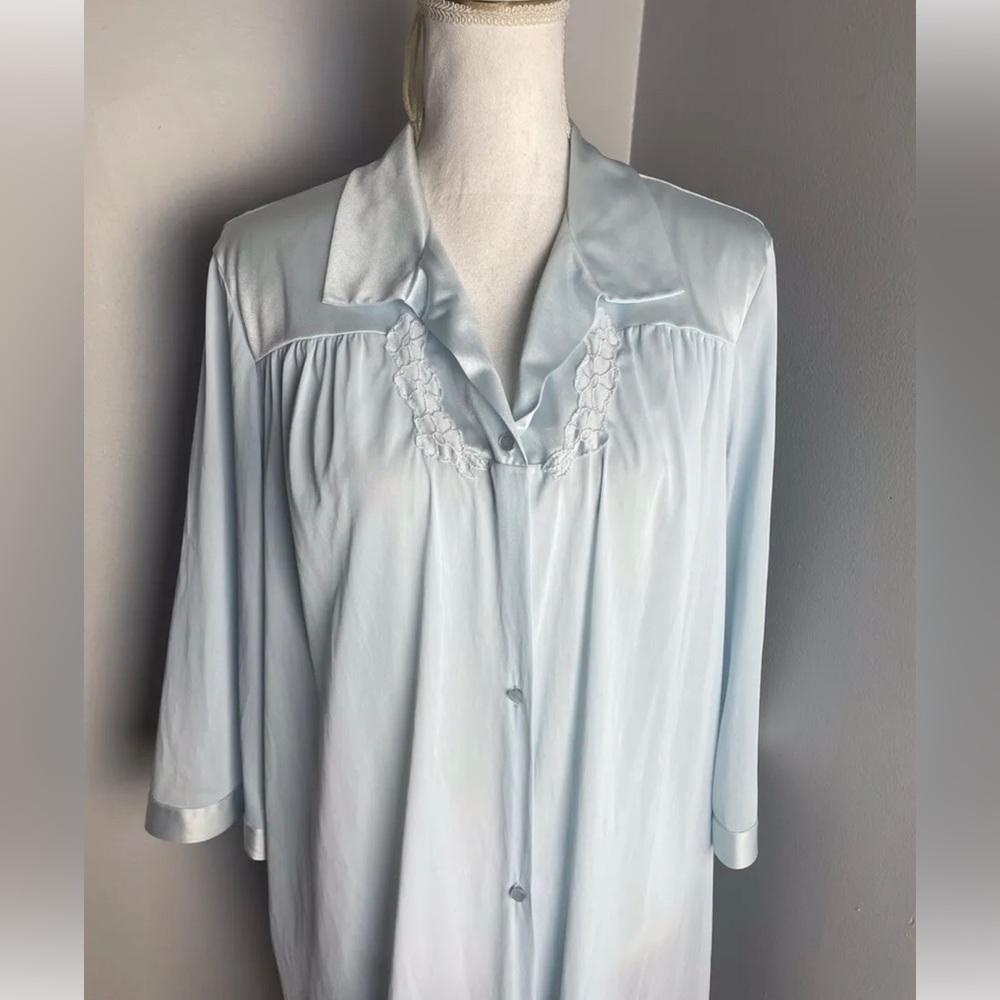Vintage Vanity Fair Nightgown Robe